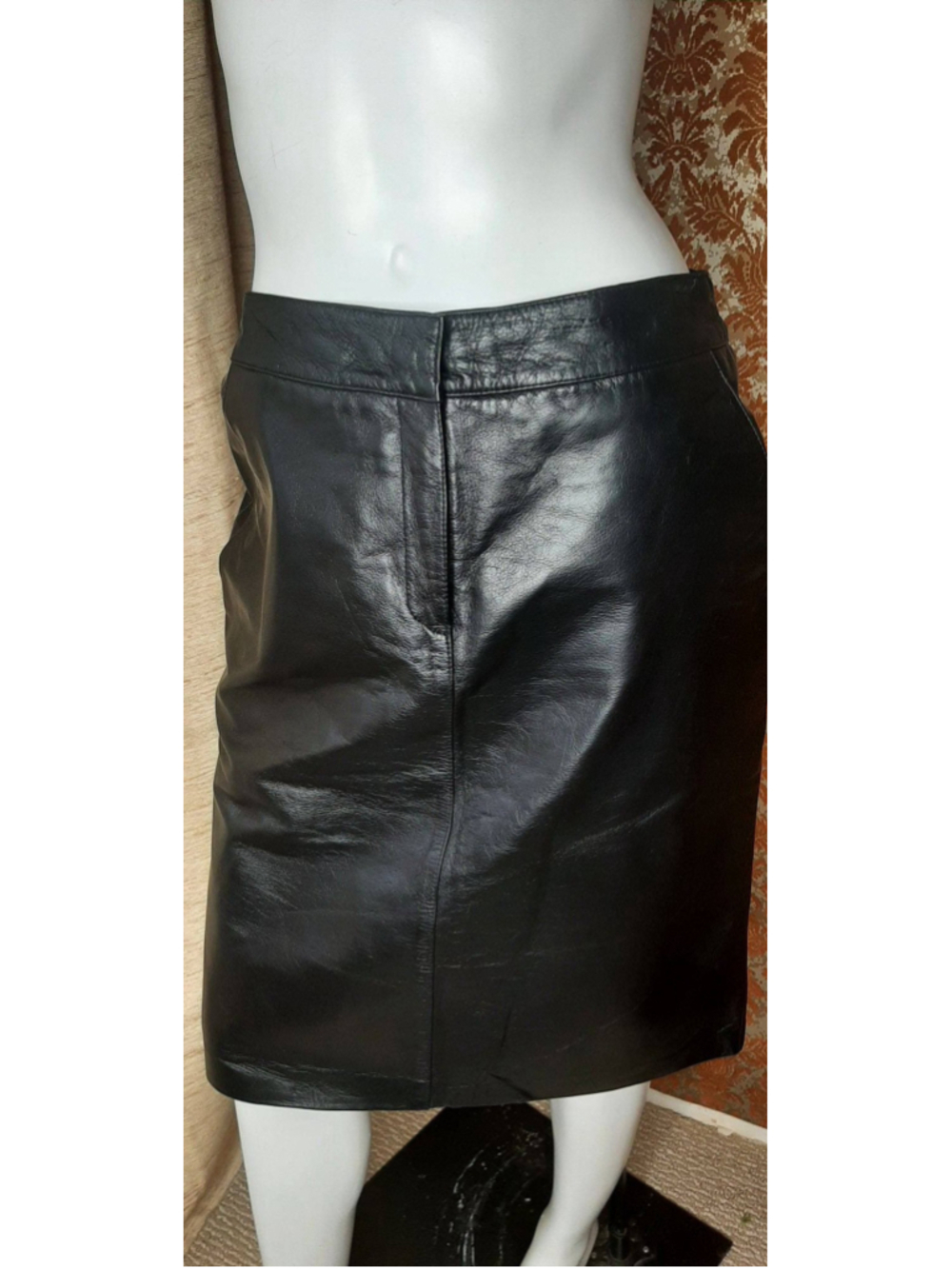 Danier leather skirt. 6